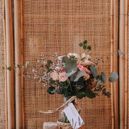 Botella rosas pitiminí y jabón